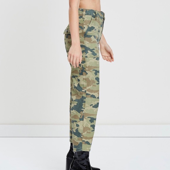 Free People Women's Remy Green Khaki Brown Camo Cropped Jeans - Picture 5 of 9